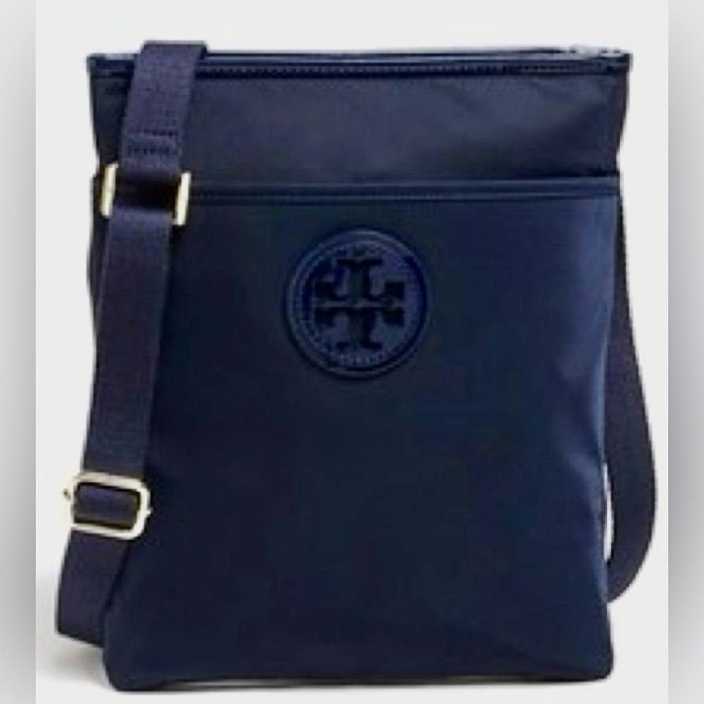 Tory Burch Black Nylon Messenger Bag w/Gold Zipper Detail • Clean In & Out - Picture 3 of 9